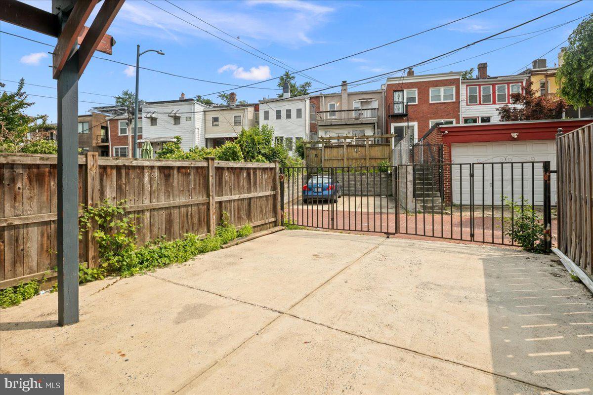 1360 PERRY PL NW, WASHINGTON, District Of Columbia 20010, 3 Bedrooms Bedrooms, ,3 BathroomsBathrooms,Residential,For sale,1360 PERRY PL NW,DCDC2204670 MLS # DCDC2204670