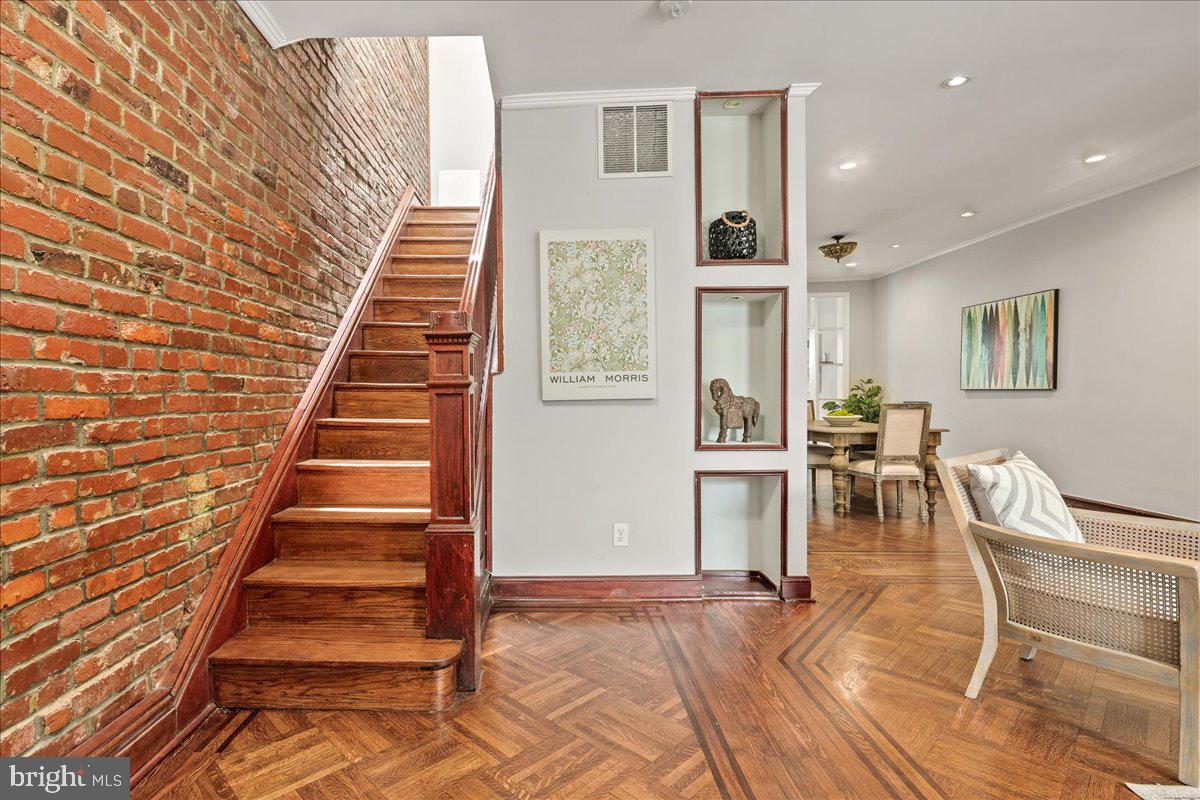 1360 PERRY PL NW, WASHINGTON, District Of Columbia 20010, 3 Bedrooms Bedrooms, ,3 BathroomsBathrooms,Residential,For sale,1360 PERRY PL NW,DCDC2204670 MLS # DCDC2204670