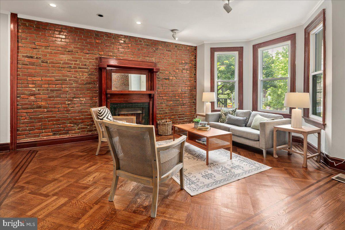 1360 PERRY PL NW, WASHINGTON, District Of Columbia 20010, 3 Bedrooms Bedrooms, ,3 BathroomsBathrooms,Residential,For sale,1360 PERRY PL NW,DCDC2204670 MLS # DCDC2204670