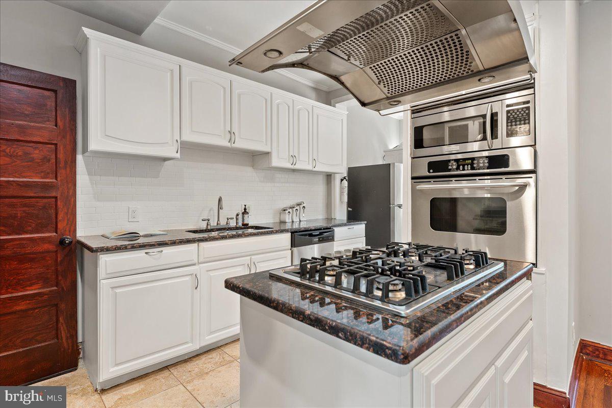 1360 PERRY PL NW, WASHINGTON, District Of Columbia 20010, 3 Bedrooms Bedrooms, ,3 BathroomsBathrooms,Residential,For sale,1360 PERRY PL NW,DCDC2204670 MLS # DCDC2204670