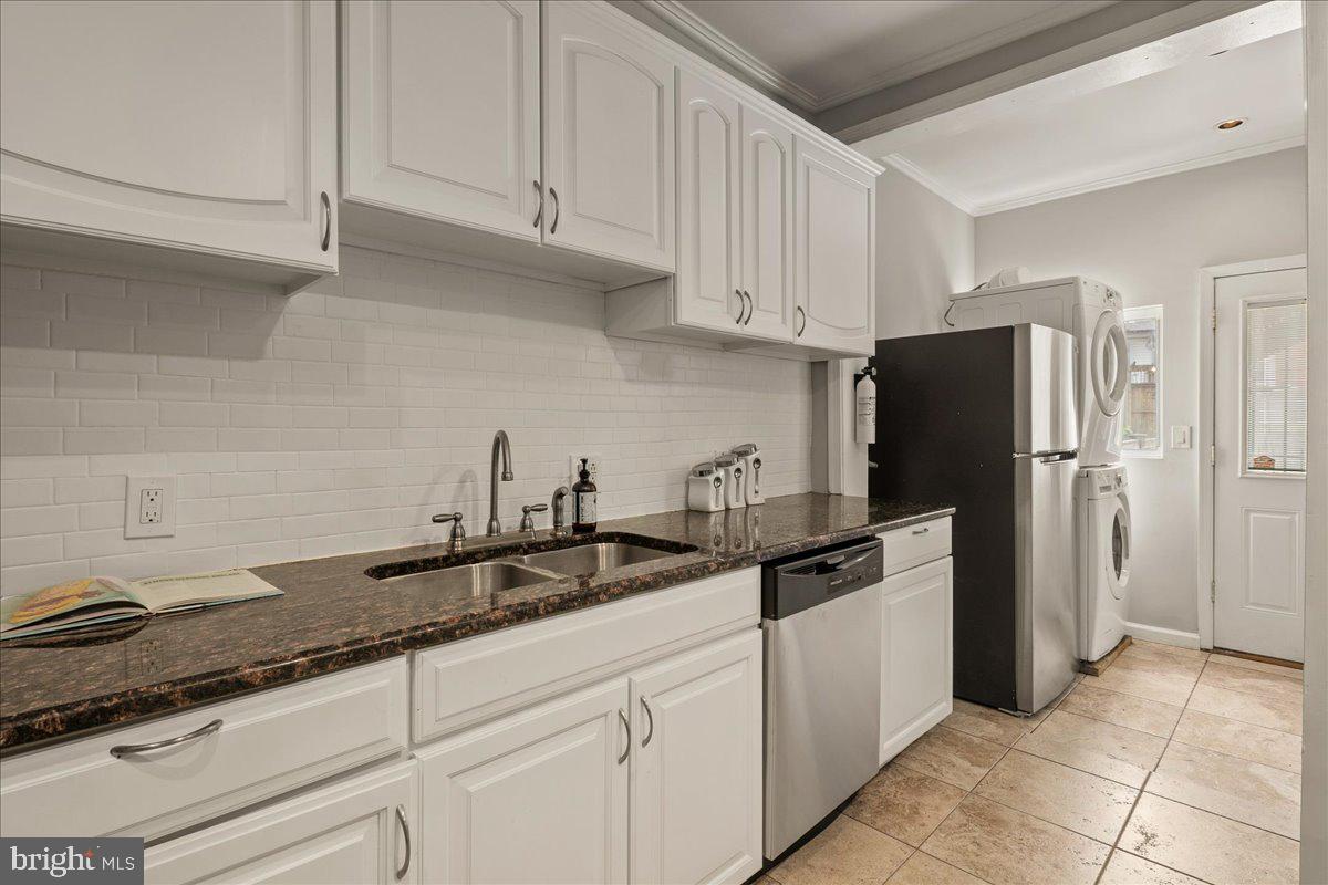 1360 PERRY PL NW, WASHINGTON, District Of Columbia 20010, 3 Bedrooms Bedrooms, ,3 BathroomsBathrooms,Residential,For sale,1360 PERRY PL NW,DCDC2204670 MLS # DCDC2204670