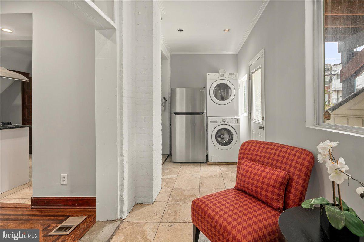 1360 PERRY PL NW, WASHINGTON, District Of Columbia 20010, 3 Bedrooms Bedrooms, ,3 BathroomsBathrooms,Residential,For sale,1360 PERRY PL NW,DCDC2204670 MLS # DCDC2204670