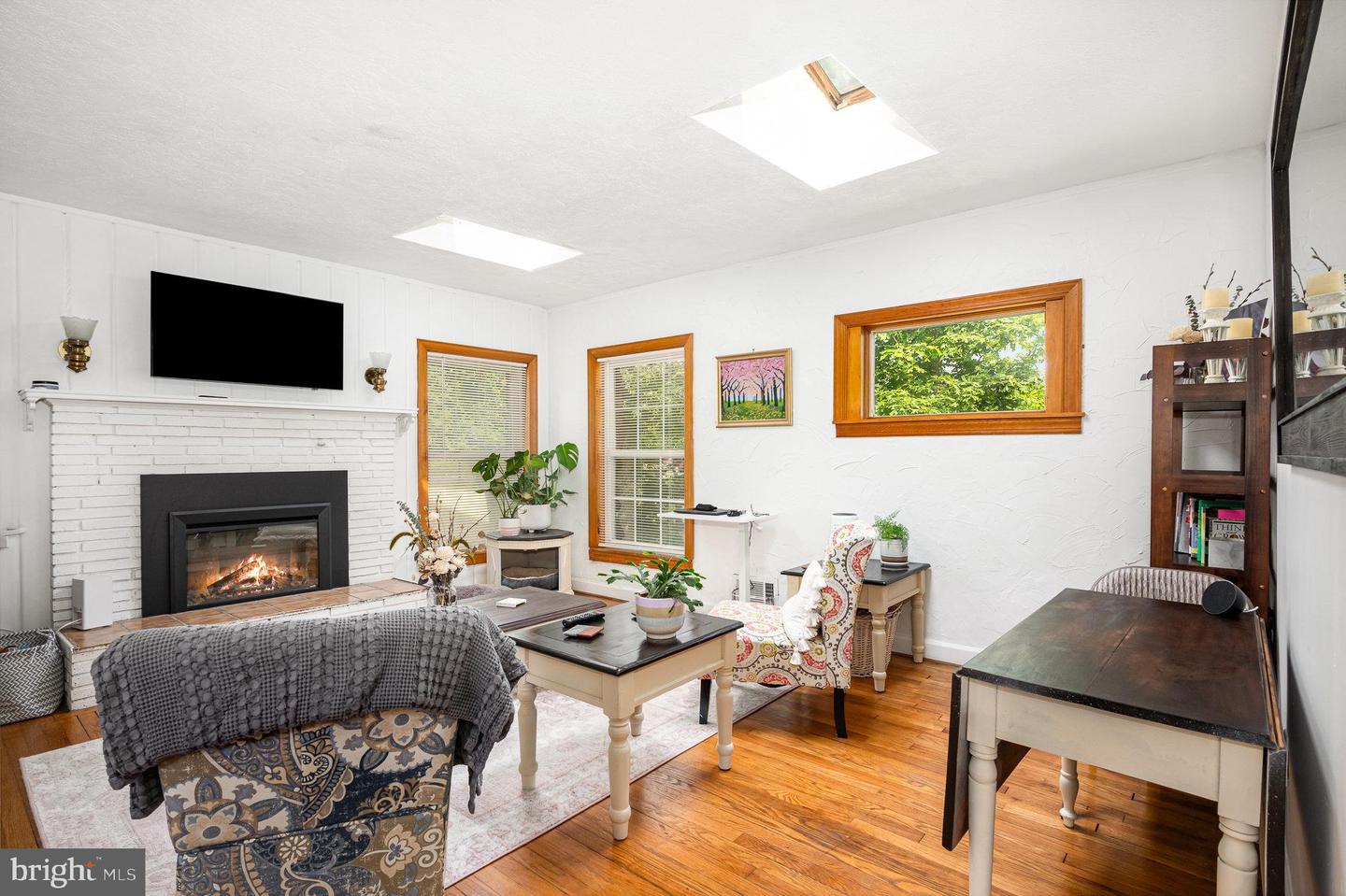 3913 JAMES MADISON HWY, HAYMARKET, Virginia 20169, 3 Bedrooms Bedrooms, ,1 BathroomBathrooms,Residential,For sale,3913 JAMES MADISON HWY,VAPW2096598 MLS # VAPW2096598