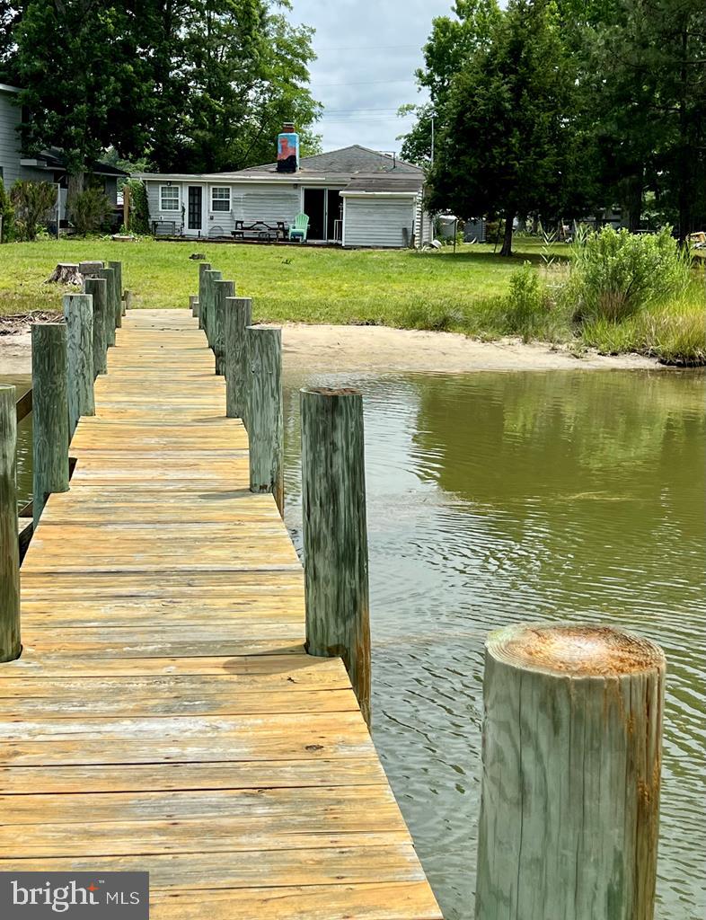 343 POTOMAC SHORE DR, HEATHSVILLE, Virginia 22473, 3 Bedrooms Bedrooms, 6 Rooms Rooms,2 BathroomsBathrooms,Residential,For sale,343 POTOMAC SHORE DR,VANV2001644 MLS # VANV2001644