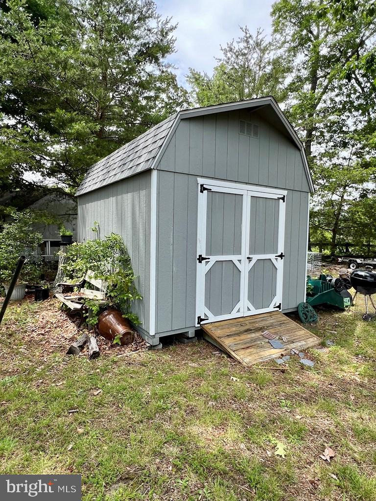 343 POTOMAC SHORE DR, HEATHSVILLE, Virginia 22473, 3 Bedrooms Bedrooms, 6 Rooms Rooms,2 BathroomsBathrooms,Residential,For sale,343 POTOMAC SHORE DR,VANV2001644 MLS # VANV2001644