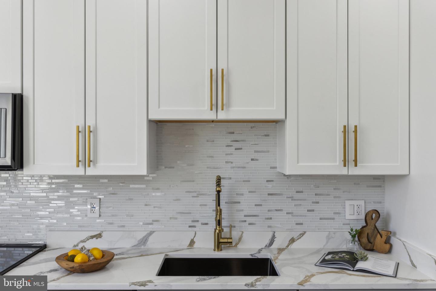 1016 RHODE ISLAND AVE NE #5, WASHINGTON, District Of Columbia 20018, 2 Bedrooms Bedrooms, ,1 BathroomBathrooms,Residential,For sale,1016 RHODE ISLAND AVE NE #5,DCDC2204714 MLS # DCDC2204714