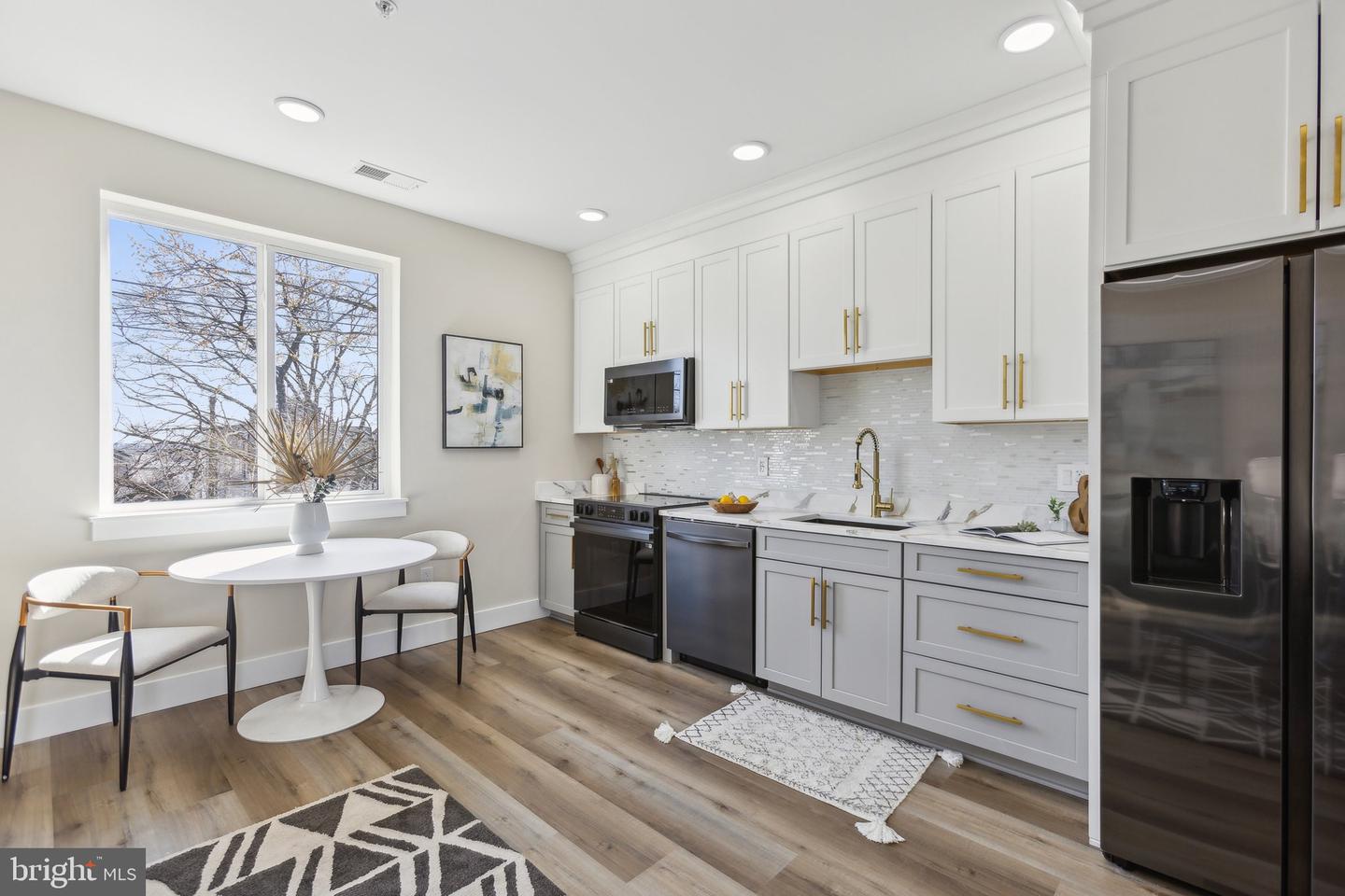 1016 RHODE ISLAND AVE NE #5, WASHINGTON, District Of Columbia 20018, 2 Bedrooms Bedrooms, ,1 BathroomBathrooms,Residential,For sale,1016 RHODE ISLAND AVE NE #5,DCDC2204714 MLS # DCDC2204714