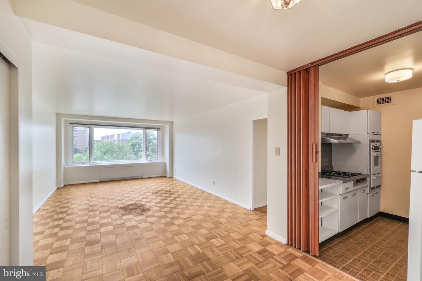 2475 VIRGINIA AVE NW #615, WASHINGTON, District Of Columbia 20037, 1 Bedroom Bedrooms, ,1 BathroomBathrooms,Residential,For sale,2475 VIRGINIA AVE NW #615,DCDC2204720 MLS # DCDC2204720