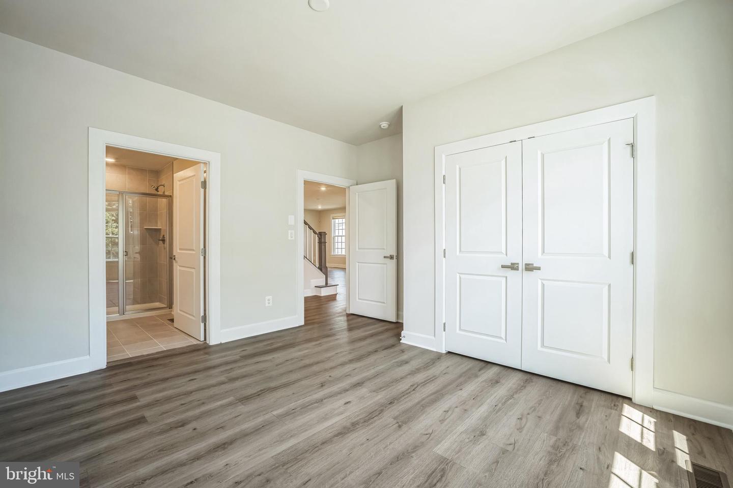 10606 CEDAR AVE, FAIRFAX, Virginia 22030, 6 Bedrooms Bedrooms, ,6 BathroomsBathrooms,Residential,For sale,10606 CEDAR AVE,VAFC2006436 MLS # VAFC2006436