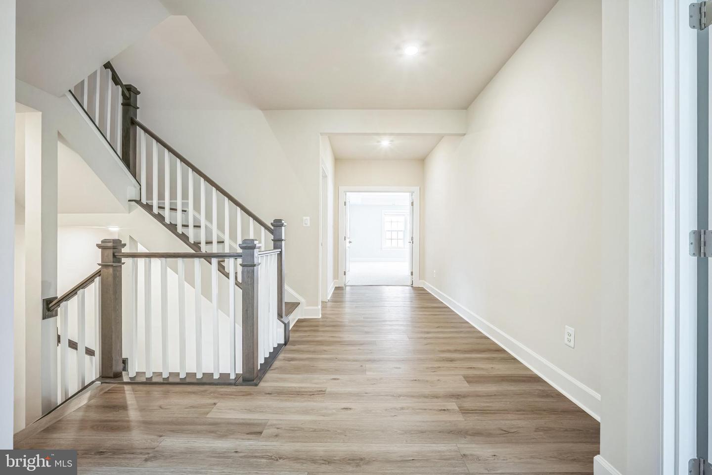 10606 CEDAR AVE, FAIRFAX, Virginia 22030, 6 Bedrooms Bedrooms, ,6 BathroomsBathrooms,Residential,For sale,10606 CEDAR AVE,VAFC2006436 MLS # VAFC2006436