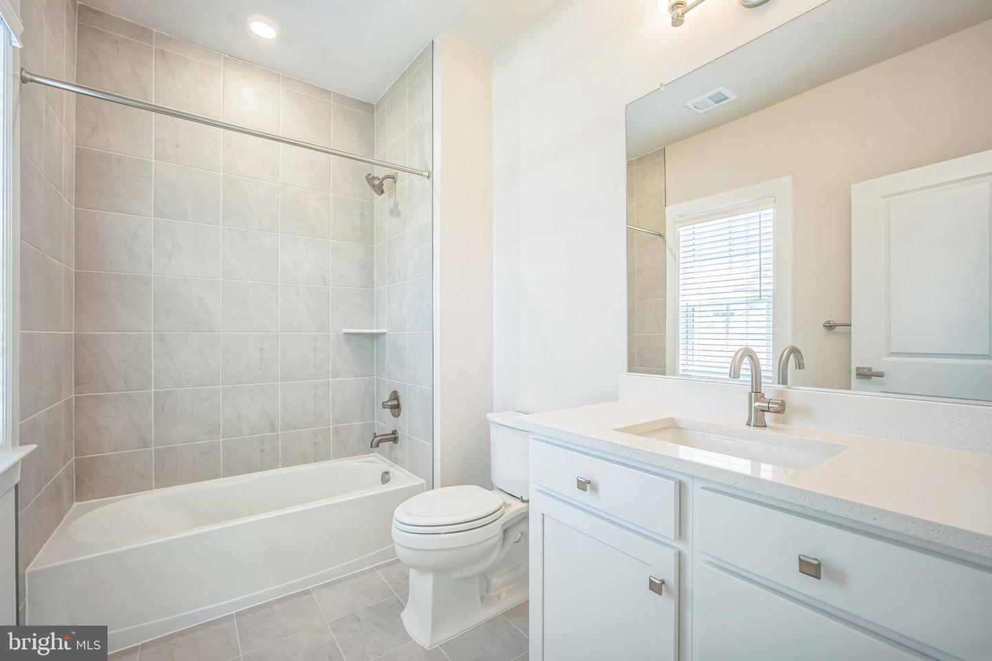 10606 CEDAR AVE, FAIRFAX, Virginia 22030, 6 Bedrooms Bedrooms, ,6 BathroomsBathrooms,Residential,For sale,10606 CEDAR AVE,VAFC2006436 MLS # VAFC2006436