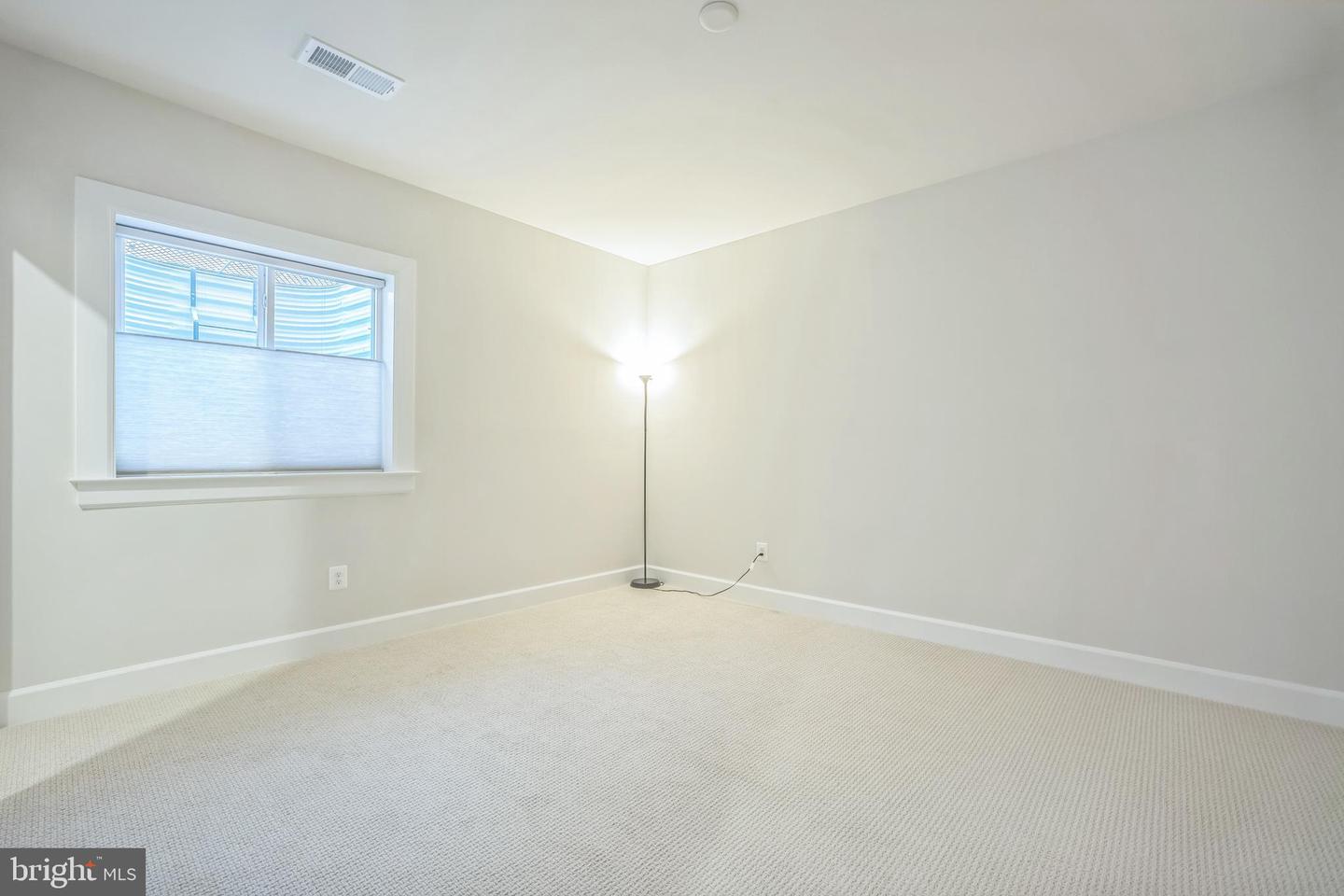 10606 CEDAR AVE, FAIRFAX, Virginia 22030, 6 Bedrooms Bedrooms, ,6 BathroomsBathrooms,Residential,For sale,10606 CEDAR AVE,VAFC2006436 MLS # VAFC2006436