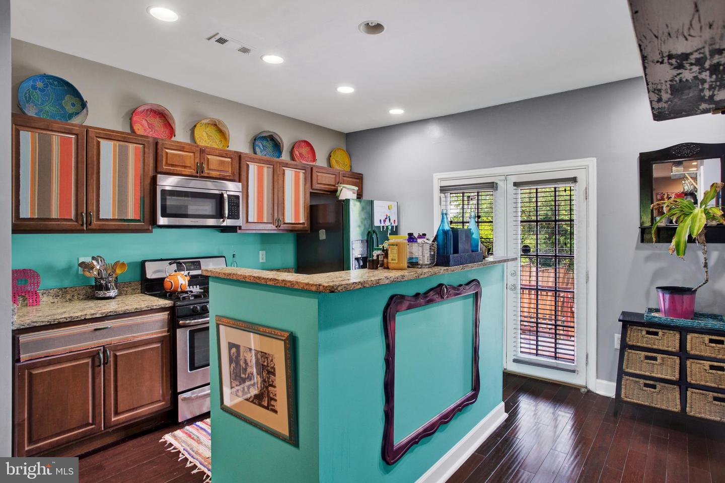 1612 V ST SE, WASHINGTON, District Of Columbia 20020, 3 Bedrooms Bedrooms, ,2 BathroomsBathrooms,Residential,For sale,1612 V ST SE,DCDC2204730 MLS # DCDC2204730