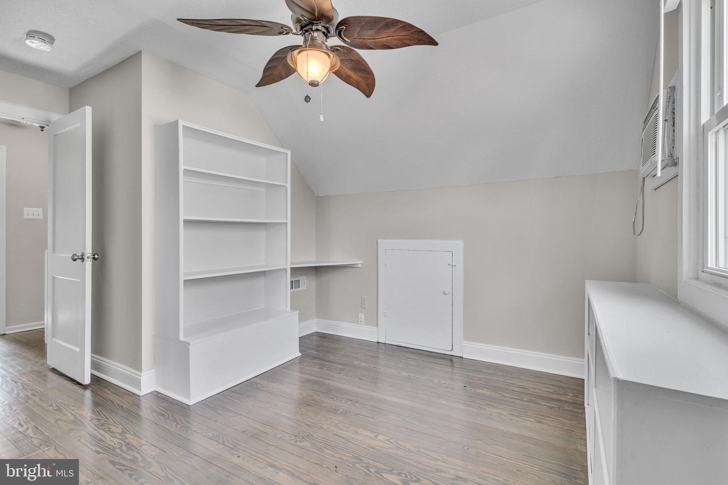 6604 CAVALIER DR, ALEXANDRIA, Virginia 22307, 4 Bedrooms Bedrooms, ,3 BathroomsBathrooms,Residential,For sale,6604 CAVALIER DR,VAFX2246308 MLS # VAFX2246308