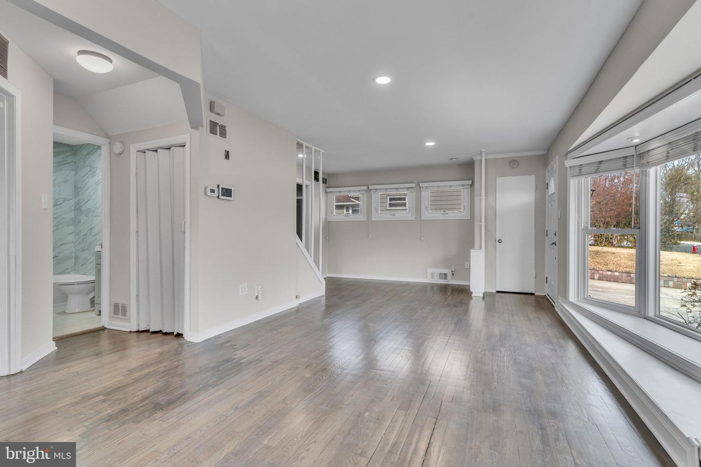6604 CAVALIER DR, ALEXANDRIA, Virginia 22307, 4 Bedrooms Bedrooms, ,3 BathroomsBathrooms,Residential,For sale,6604 CAVALIER DR,VAFX2246308 MLS # VAFX2246308