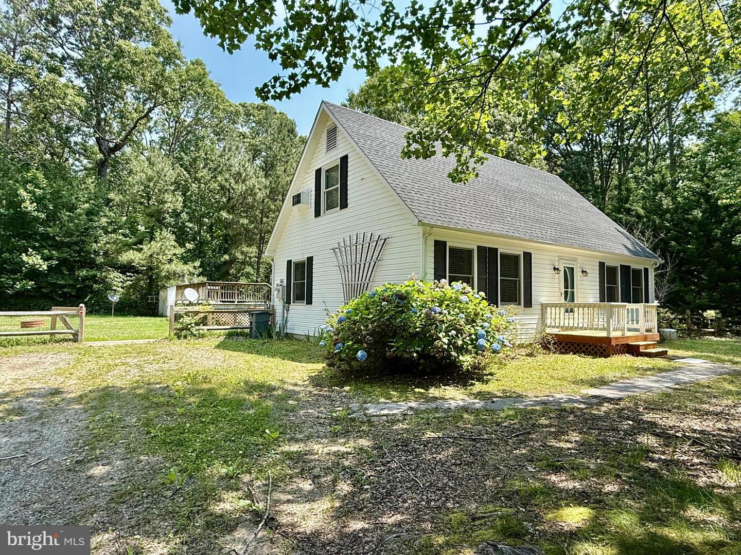 241 LEVELFIELDS LN, LANCASTER, Virginia 22503, 3 Bedrooms Bedrooms, 6 Rooms Rooms,2 BathroomsBathrooms,Residential,For sale,241 LEVELFIELDS LN,VALV2000832 MLS # VALV2000832