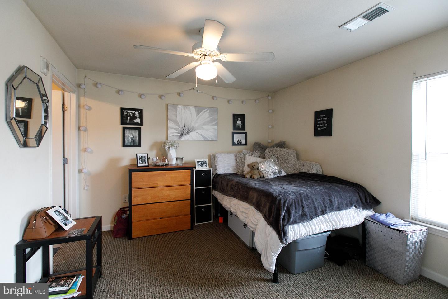 135 YELLOWSTONE DR #301, CHARLOTTESVILLE, Virginia 22903, 3 Bedrooms Bedrooms, ,3 BathroomsBathrooms,Residential,For sale,135 YELLOWSTONE DR #301,VAAB2001012 MLS # VAAB2001012