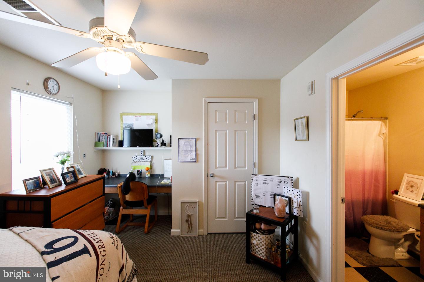 135 YELLOWSTONE DR #301, CHARLOTTESVILLE, Virginia 22903, 3 Bedrooms Bedrooms, ,3 BathroomsBathrooms,Residential,For sale,135 YELLOWSTONE DR #301,VAAB2001012 MLS # VAAB2001012