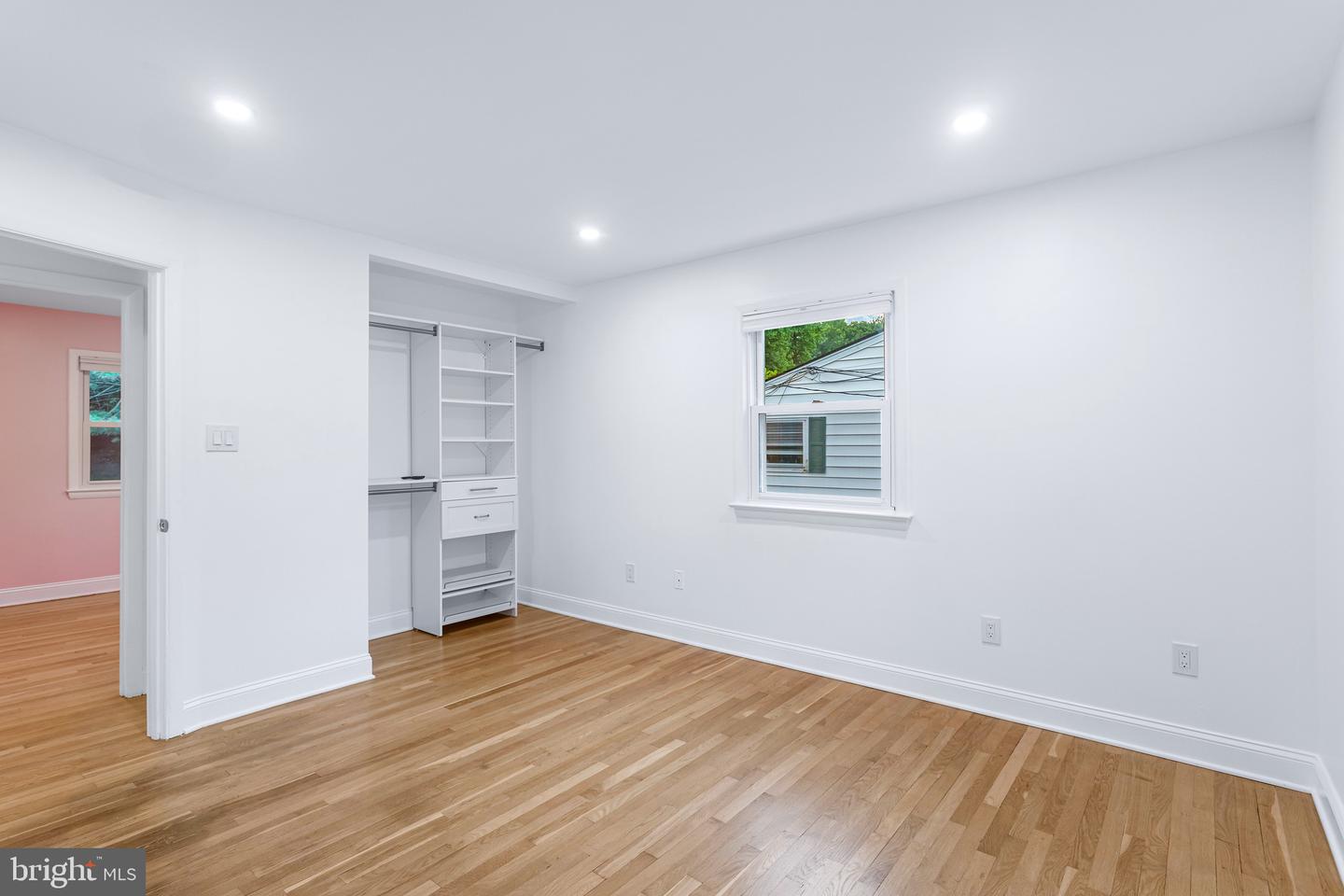 109 PATRICK ST SE, VIENNA, Virginia 22180, 5 Bedrooms Bedrooms, ,3 BathroomsBathrooms,Residential,For sale,109 PATRICK ST SE,VAFX2246320 MLS # VAFX2246320