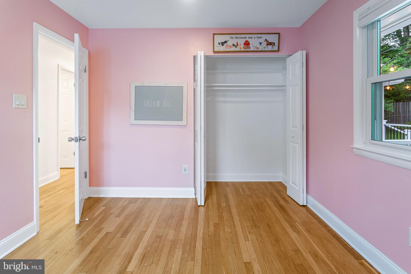 109 PATRICK ST SE, VIENNA, Virginia 22180, 5 Bedrooms Bedrooms, ,3 BathroomsBathrooms,Residential,For sale,109 PATRICK ST SE,VAFX2246320 MLS # VAFX2246320