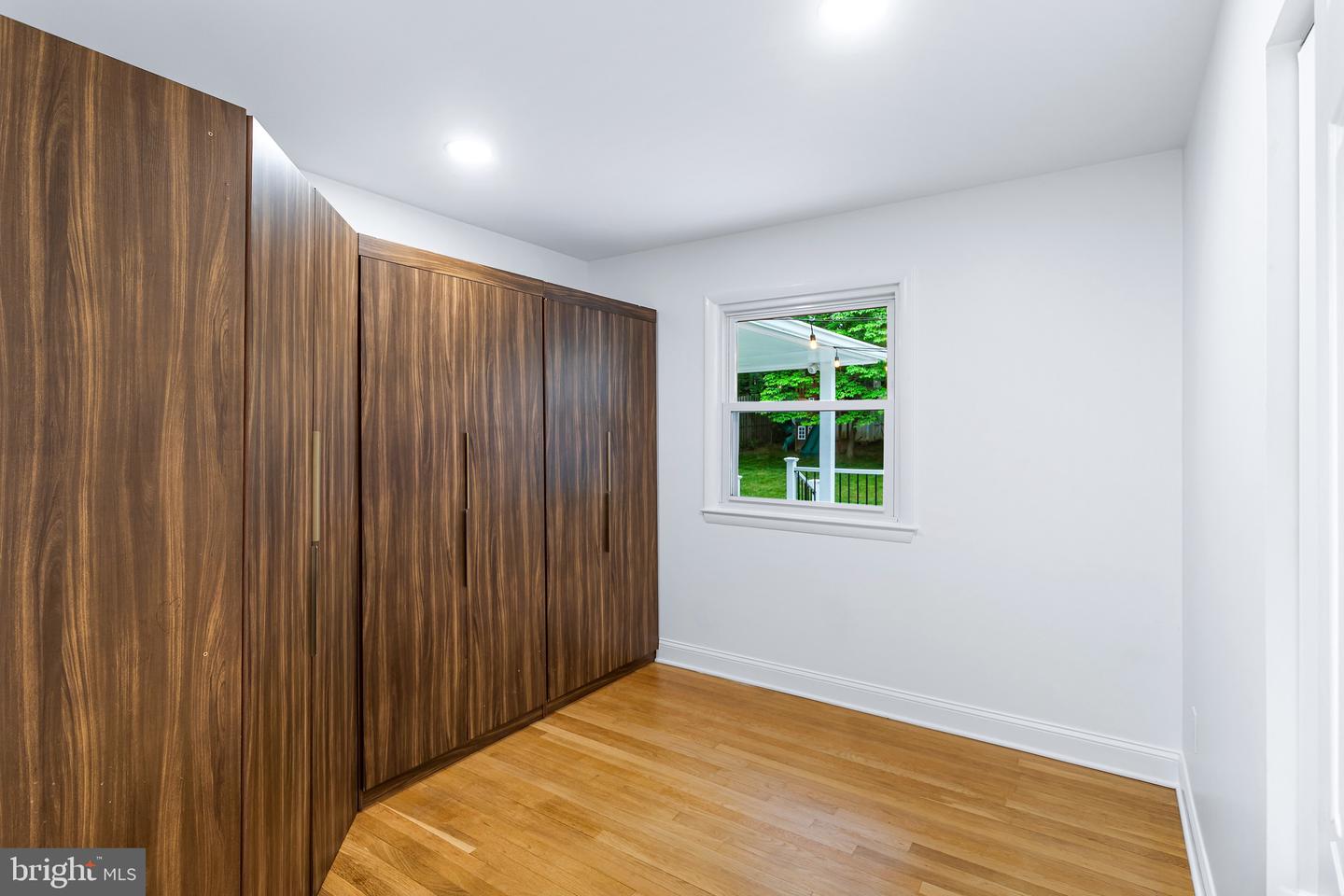 109 PATRICK ST SE, VIENNA, Virginia 22180, 5 Bedrooms Bedrooms, ,3 BathroomsBathrooms,Residential,For sale,109 PATRICK ST SE,VAFX2246320 MLS # VAFX2246320