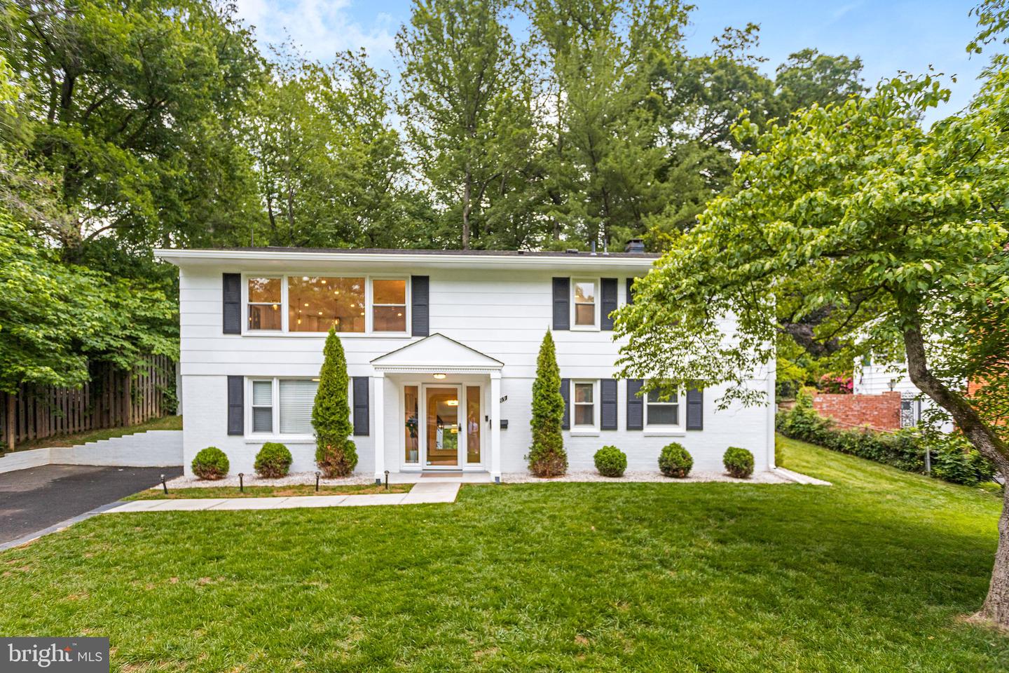 109 PATRICK ST SE, VIENNA, Virginia 22180, 5 Bedrooms Bedrooms, ,3 BathroomsBathrooms,Residential,For sale,109 PATRICK ST SE,VAFX2246320 MLS # VAFX2246320