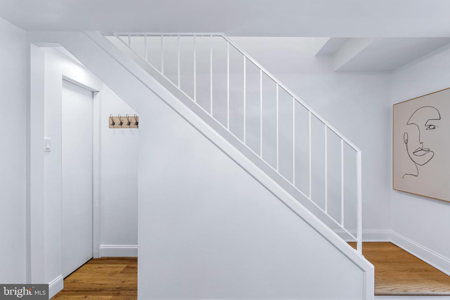 109 PATRICK ST SE, VIENNA, Virginia 22180, 5 Bedrooms Bedrooms, ,3 BathroomsBathrooms,Residential,For sale,109 PATRICK ST SE,VAFX2246320 MLS # VAFX2246320