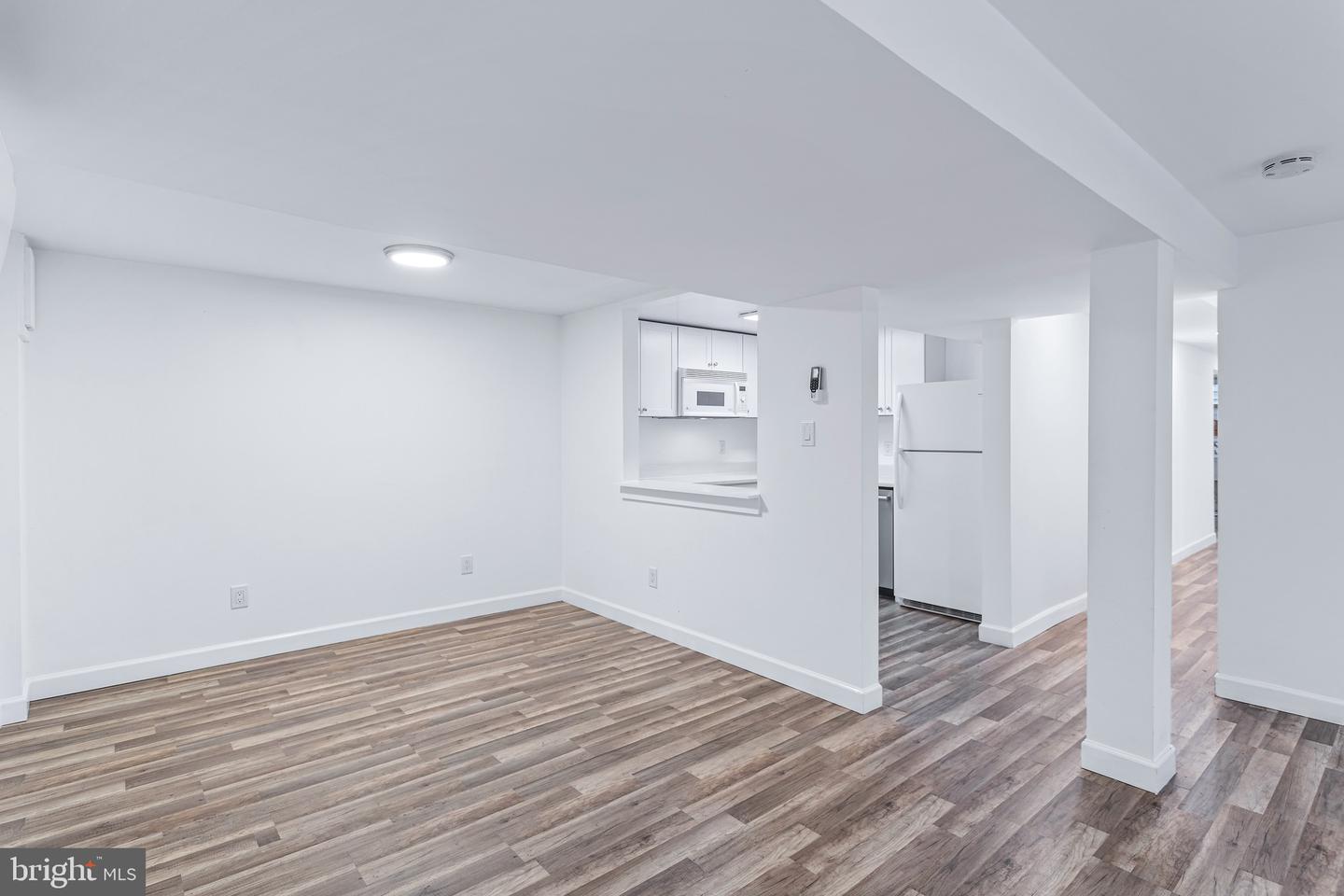 109 PATRICK ST SE, VIENNA, Virginia 22180, 5 Bedrooms Bedrooms, ,3 BathroomsBathrooms,Residential,For sale,109 PATRICK ST SE,VAFX2246320 MLS # VAFX2246320
