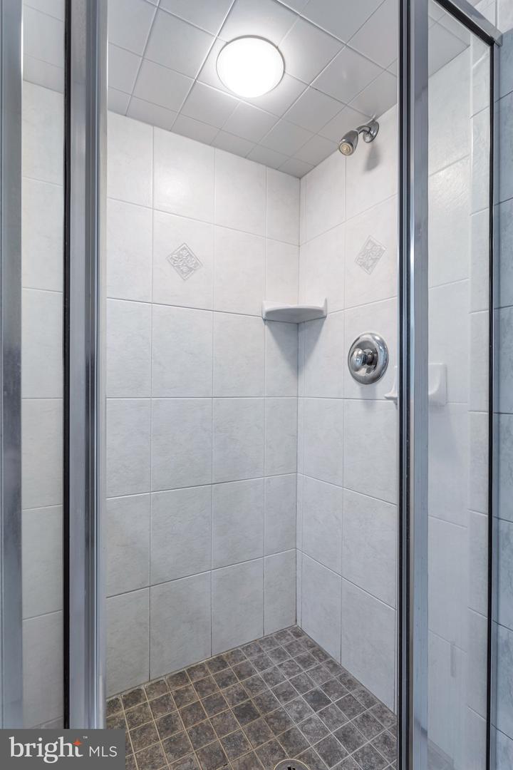 109 PATRICK ST SE, VIENNA, Virginia 22180, 5 Bedrooms Bedrooms, ,3 BathroomsBathrooms,Residential,For sale,109 PATRICK ST SE,VAFX2246320 MLS # VAFX2246320