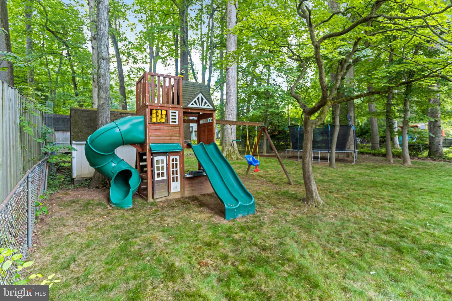 109 PATRICK ST SE, VIENNA, Virginia 22180, 5 Bedrooms Bedrooms, ,3 BathroomsBathrooms,Residential,For sale,109 PATRICK ST SE,VAFX2246320 MLS # VAFX2246320