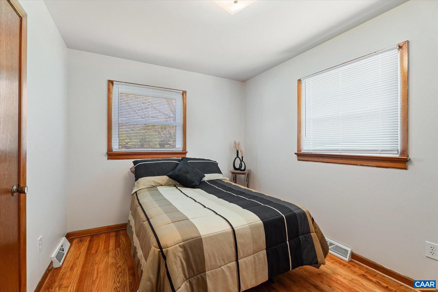 1321 E MAIN ST, WAYNESBORO, Virginia 22980, 3 Bedrooms Bedrooms, ,1 BathroomBathrooms,Residential,For sale,1321 E MAIN ST,665517 MLS # 665517