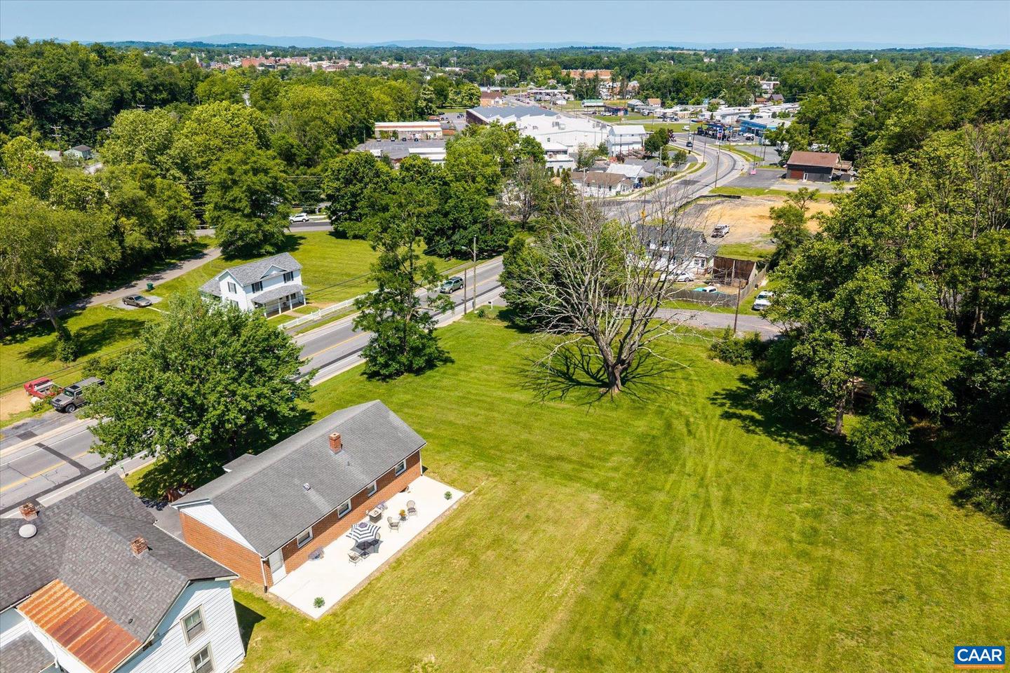 1321 E MAIN ST, WAYNESBORO, Virginia 22980, 3 Bedrooms Bedrooms, ,1 BathroomBathrooms,Residential,For sale,1321 E MAIN ST,665517 MLS # 665517