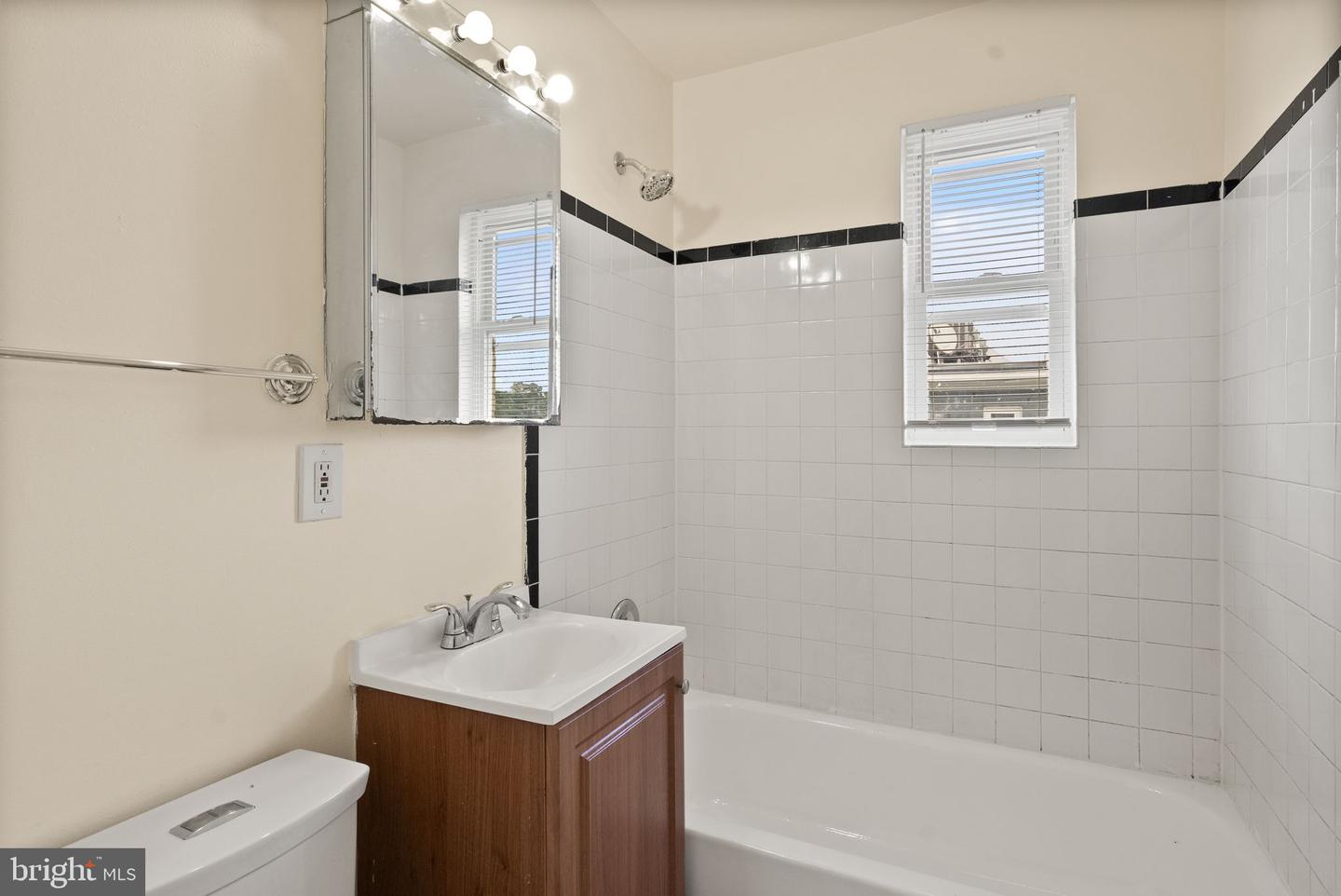 713 BRANDYWINE ST SE #303, WASHINGTON, District Of Columbia 20032, 2 Bedrooms Bedrooms, ,1 BathroomBathrooms,Residential,For sale,713 BRANDYWINE ST SE #303,DCDC2204708 MLS # DCDC2204708