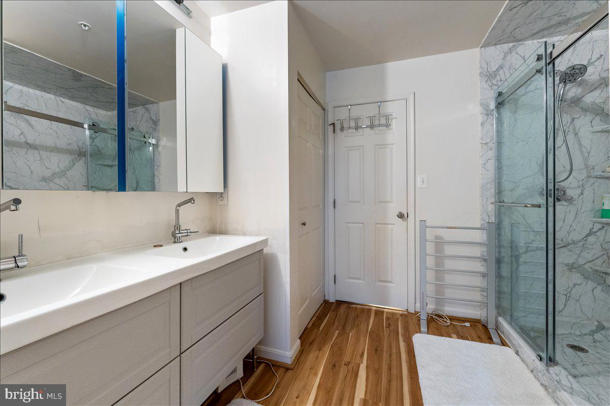 1508 TOBIAS DR SE, WASHINGTON, District Of Columbia 20020, 5 Bedrooms Bedrooms, ,2 BathroomsBathrooms,Residential,For sale,1508 TOBIAS DR SE,DCDC2204780 MLS # DCDC2204780
