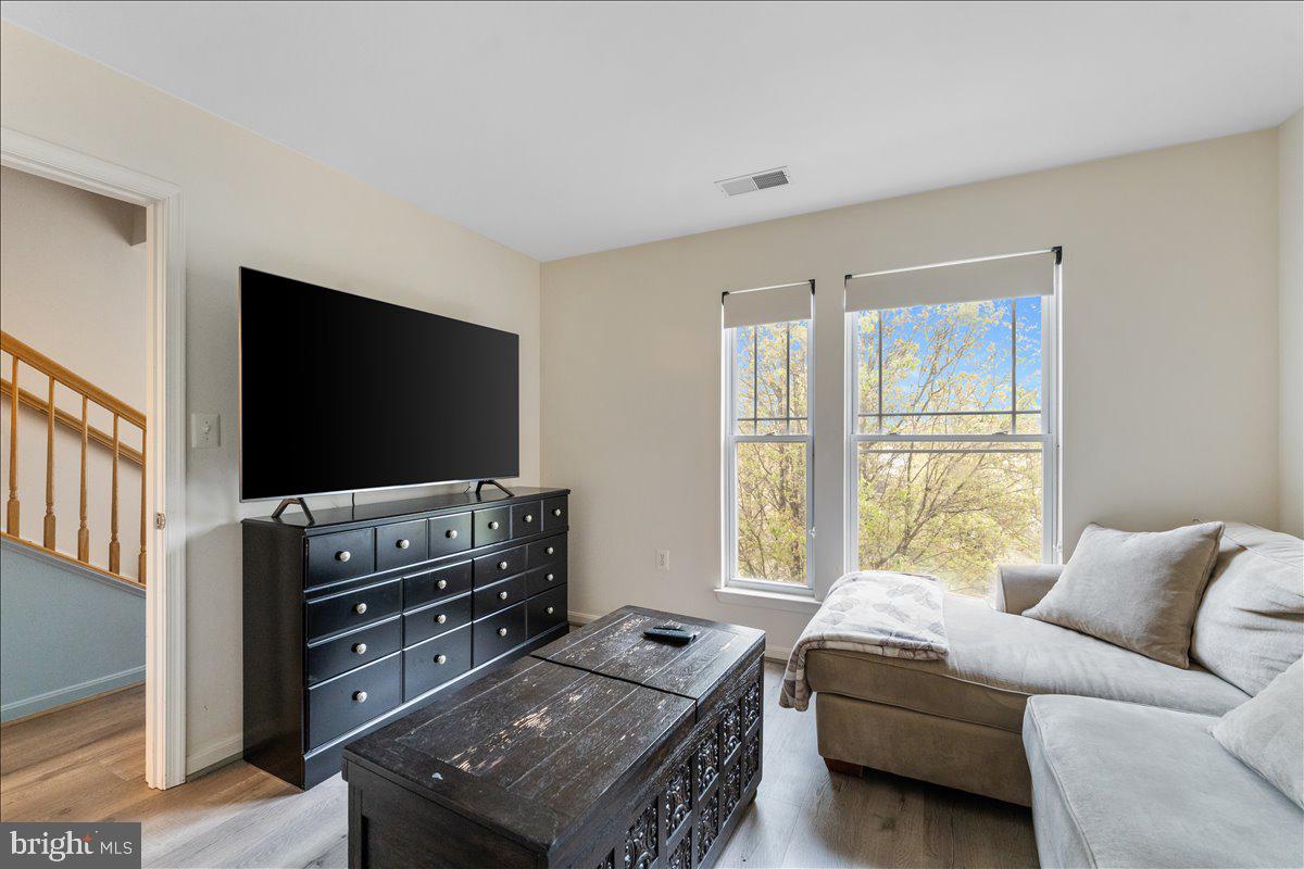1508 TOBIAS DR SE, WASHINGTON, District Of Columbia 20020, 5 Bedrooms Bedrooms, ,2 BathroomsBathrooms,Residential,For sale,1508 TOBIAS DR SE,DCDC2204780 MLS # DCDC2204780