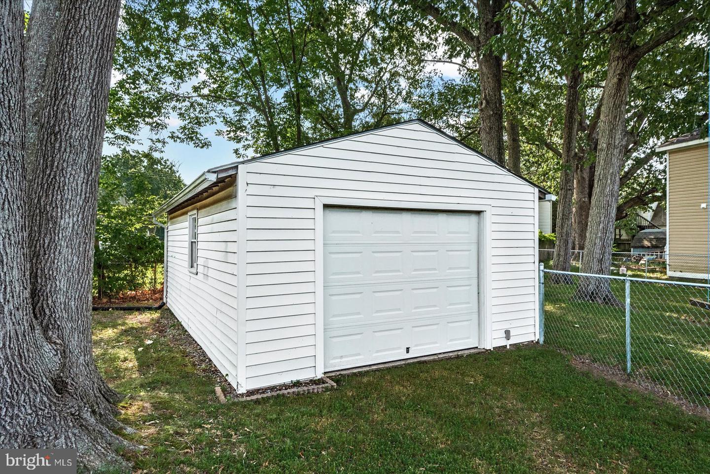 412 MARSHALL AVE, COLONIAL BEACH, Virginia 22443, 3 Bedrooms Bedrooms, ,2 BathroomsBathrooms,Residential,For sale,412 MARSHALL AVE,VAWE2009086 MLS # VAWE2009086