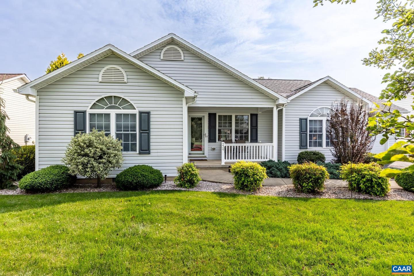 234 HARPER ST, WEYERS CAVE, Virginia 24486, 3 Bedrooms Bedrooms, ,2 BathroomsBathrooms,Residential,For sale,234 HARPER ST,665522 MLS # 665522