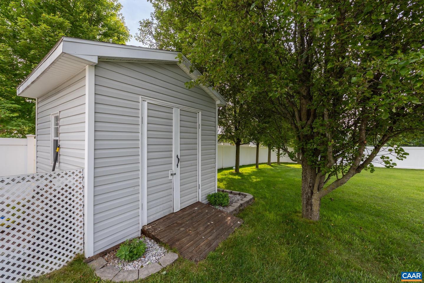 234 HARPER ST, WEYERS CAVE, Virginia 24486, 3 Bedrooms Bedrooms, ,2 BathroomsBathrooms,Residential,For sale,234 HARPER ST,665522 MLS # 665522