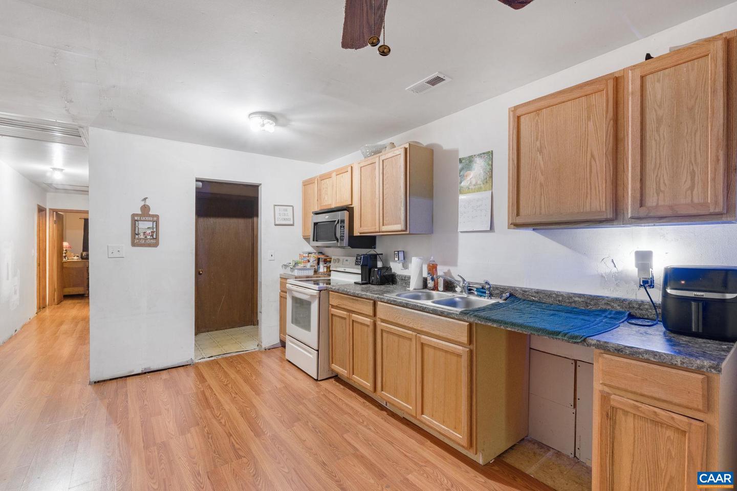 1551 HUNTERS LODGE RD, TROY, Virginia 22974, 3 Bedrooms Bedrooms, ,1 BathroomBathrooms,Residential,For sale,1551 HUNTERS LODGE RD,665525 MLS # 665525