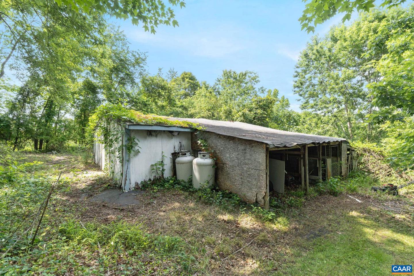 1551 HUNTERS LODGE RD, TROY, Virginia 22974, 3 Bedrooms Bedrooms, ,1 BathroomBathrooms,Residential,For sale,1551 HUNTERS LODGE RD,665525 MLS # 665525