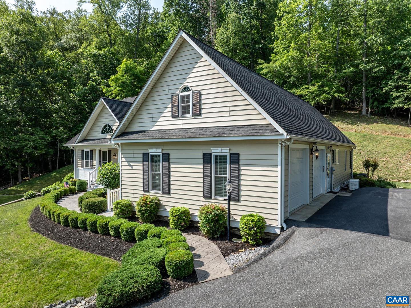 4175 EDGE VALLEY RD, NORTH GARDEN, Virginia 22959, 3 Bedrooms Bedrooms, ,3 BathroomsBathrooms,Residential,For sale,4175 EDGE VALLEY RD,665529 MLS # 665529