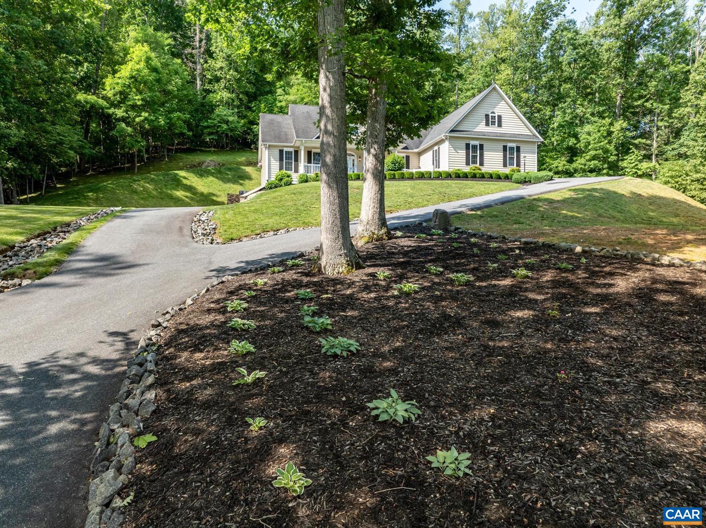 4175 EDGE VALLEY RD, NORTH GARDEN, Virginia 22959, 3 Bedrooms Bedrooms, ,3 BathroomsBathrooms,Residential,For sale,4175 EDGE VALLEY RD,665529 MLS # 665529