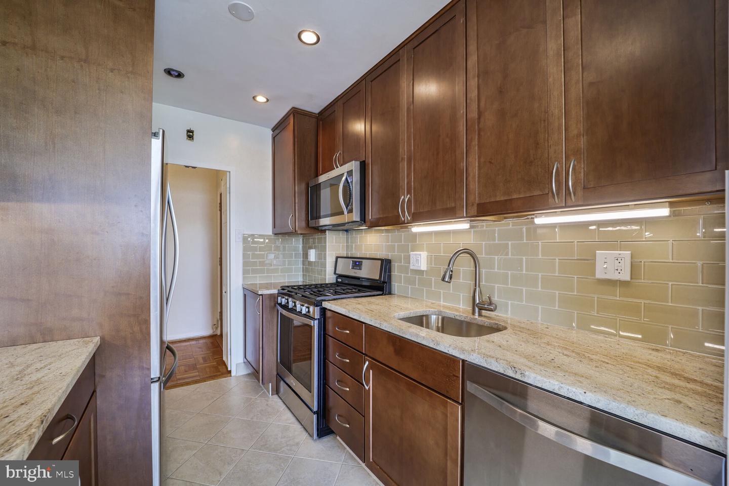 2475 VIRGINIA AVE NW #930, WASHINGTON, District Of Columbia 20037, 2 Bedrooms Bedrooms, ,2 BathroomsBathrooms,Residential,For sale,2475 VIRGINIA AVE NW #930,DCDC2204808 MLS # DCDC2204808