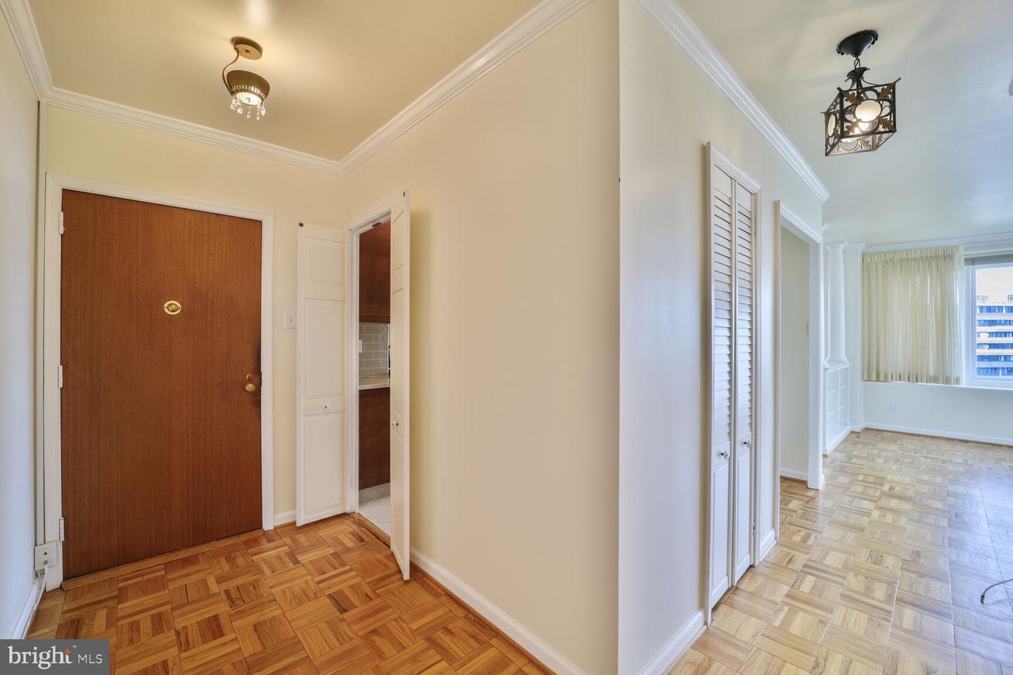 2475 VIRGINIA AVE NW #930, WASHINGTON, District Of Columbia 20037, 2 Bedrooms Bedrooms, ,2 BathroomsBathrooms,Residential,For sale,2475 VIRGINIA AVE NW #930,DCDC2204808 MLS # DCDC2204808