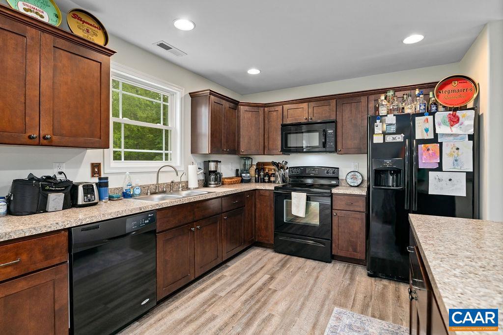 968 JENNYS CREEK RD, ROSELAND, Virginia 22967, 5 Bedrooms Bedrooms, ,3 BathroomsBathrooms,Residential,For sale,968 JENNYS CREEK RD,665533 MLS # 665533