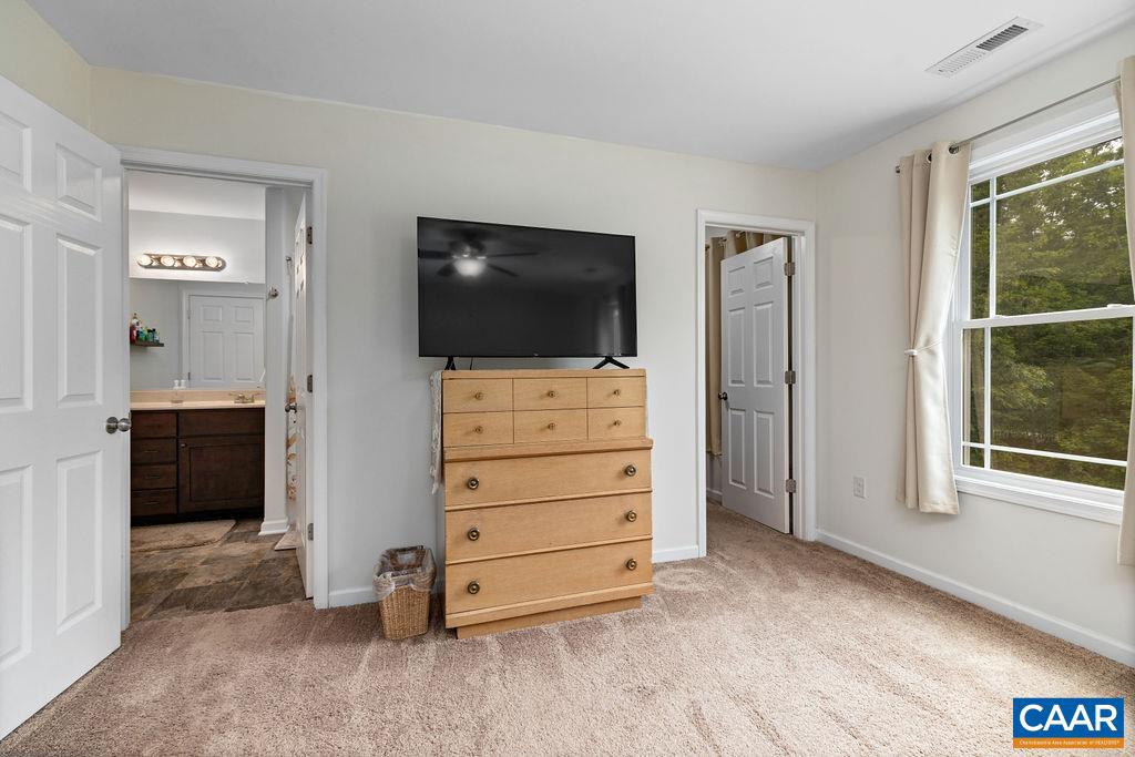 968 JENNYS CREEK RD, ROSELAND, Virginia 22967, 5 Bedrooms Bedrooms, ,3 BathroomsBathrooms,Residential,For sale,968 JENNYS CREEK RD,665533 MLS # 665533