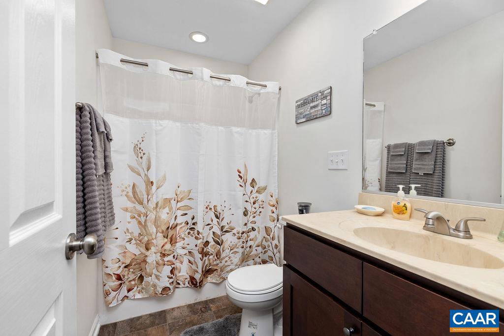 968 JENNYS CREEK RD, ROSELAND, Virginia 22967, 5 Bedrooms Bedrooms, ,3 BathroomsBathrooms,Residential,For sale,968 JENNYS CREEK RD,665533 MLS # 665533