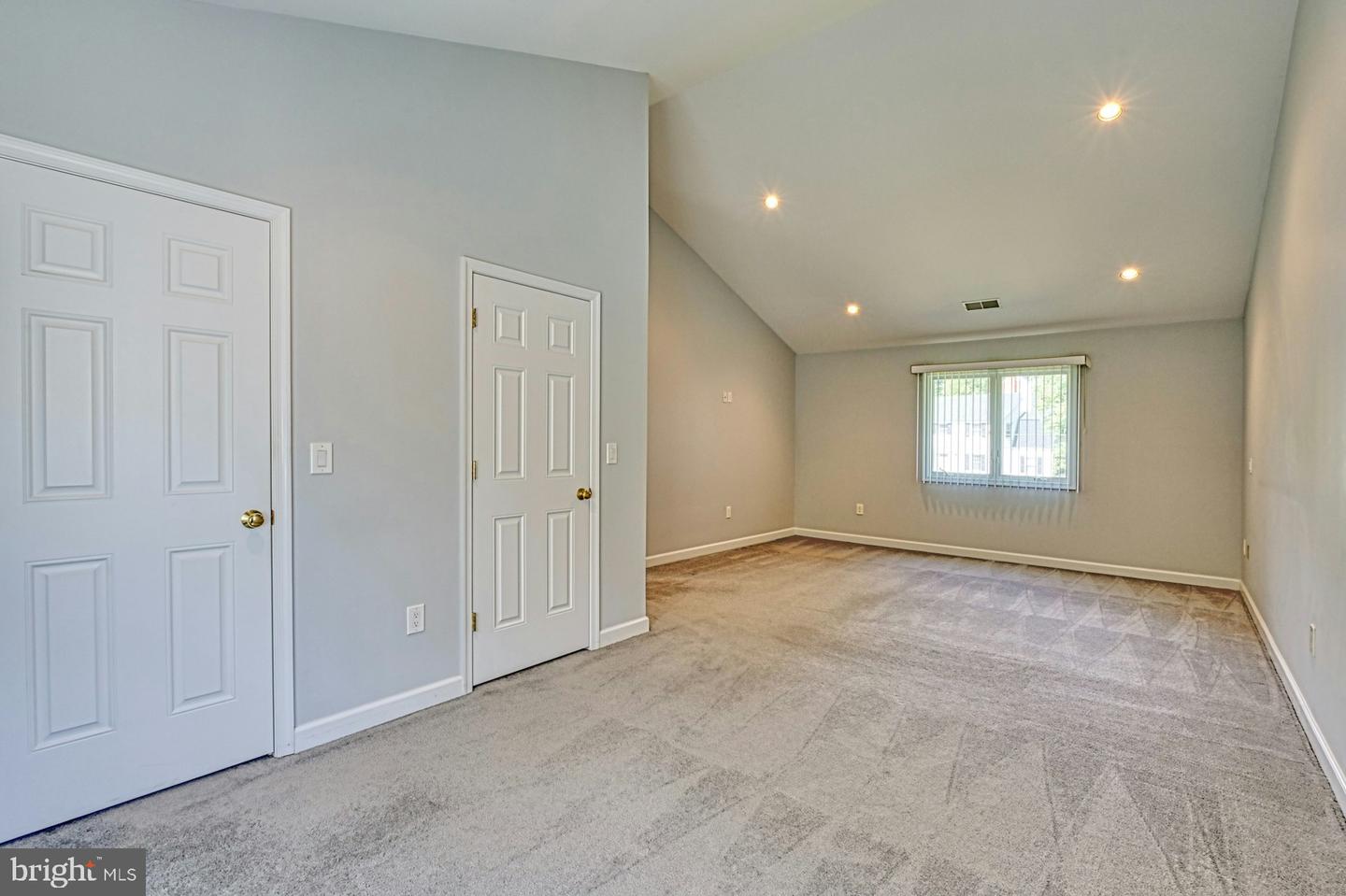 3820 LORCOM LN, ARLINGTON, Virginia 22207, 6 Bedrooms Bedrooms, ,5 BathroomsBathrooms,Residential,For sale,3820 LORCOM LN,VAAR2058950 MLS # VAAR2058950