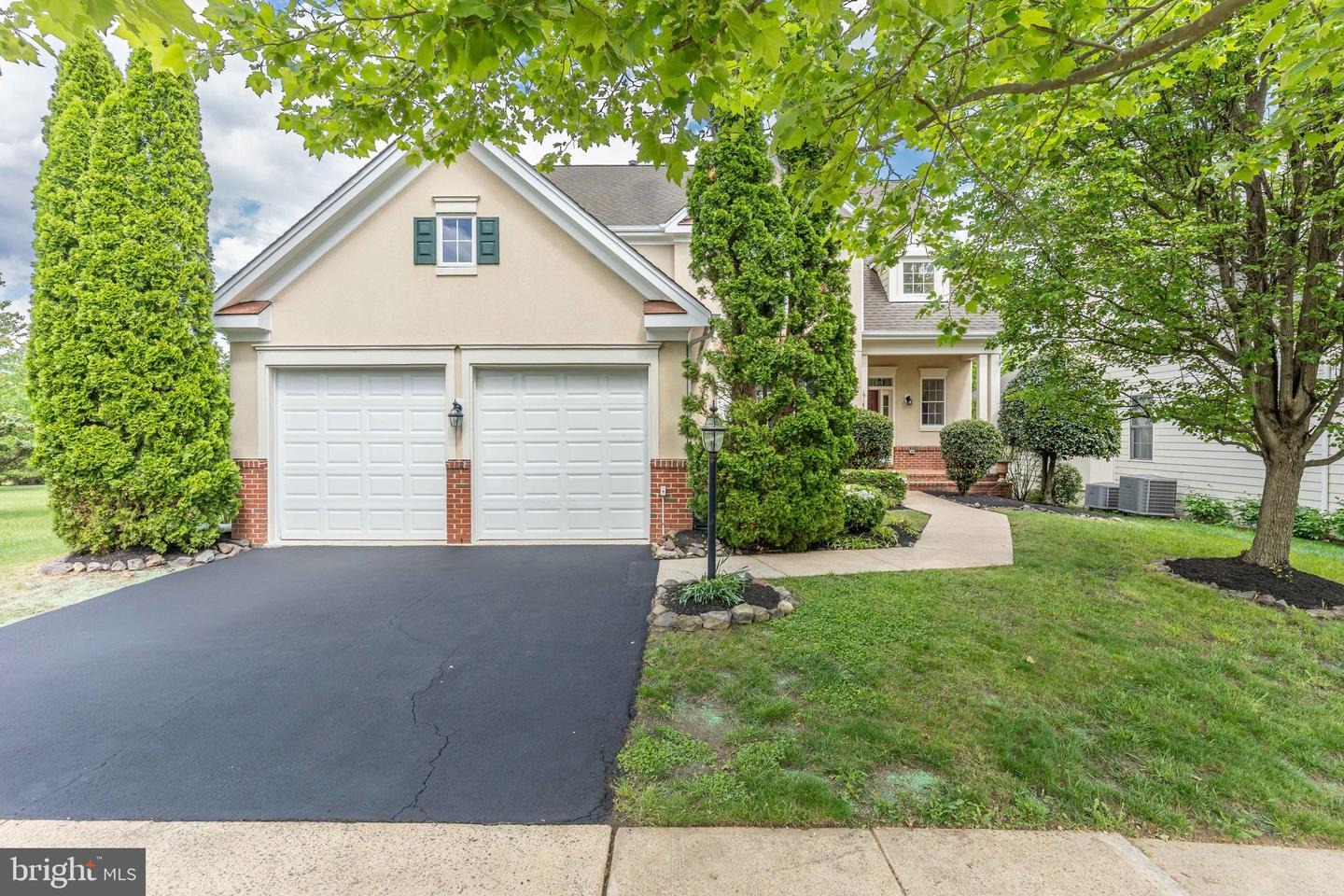 19182 CHARTIER DR, LEESBURG, Virginia 20176, 4 Bedrooms Bedrooms, ,3 BathroomsBathrooms,Residential,For sale,19182 CHARTIER DR,VALO2099092 MLS # VALO2099092
