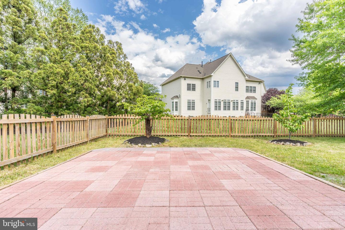 19182 CHARTIER DR, LEESBURG, Virginia 20176, 4 Bedrooms Bedrooms, ,3 BathroomsBathrooms,Residential,For sale,19182 CHARTIER DR,VALO2099092 MLS # VALO2099092